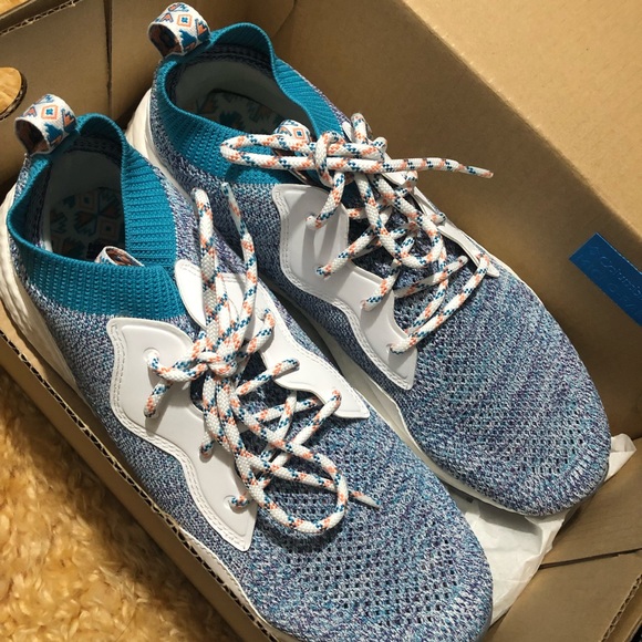 Columbia hiking sneakers - Picture 2 of 3